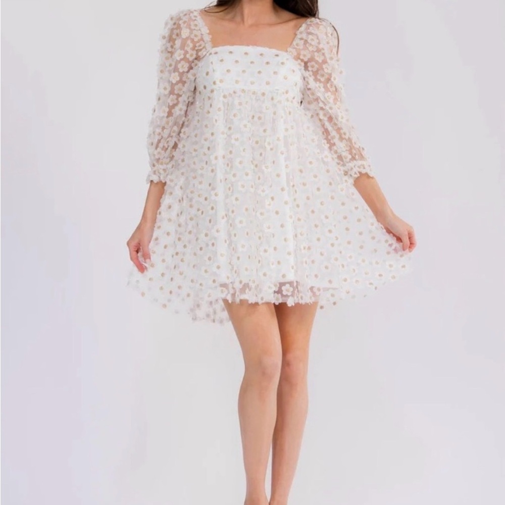128 • White Floral Appliqué Square Neck Mini Dress